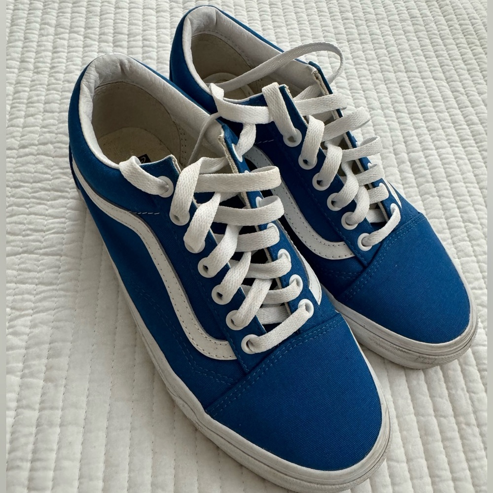 Brand new Vans size 8